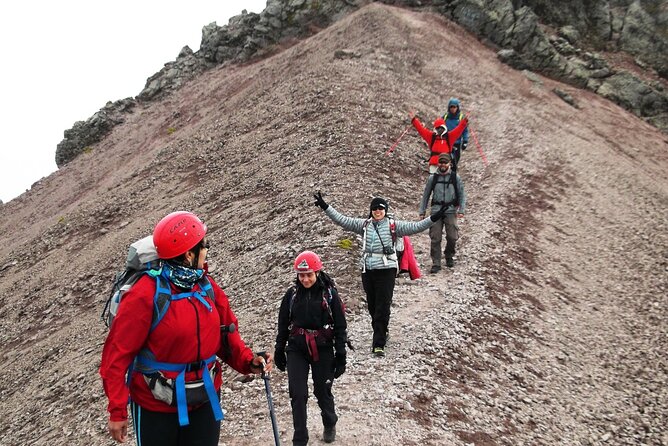 Mountaineering Malinche (4,460 meters) - Summit lunch near 4,500m: what you’re really buying with the top meal