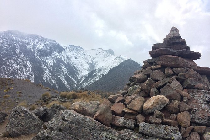 Mountaineering to the Nevado de Toluca (altitude 4680m) - Guides and group size: how support makes or breaks the day