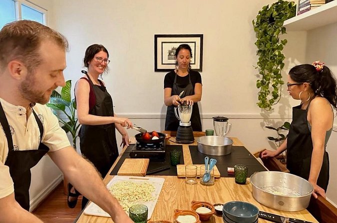 Multi-Variety Tamal Class in a Condesa home or rooftop gallery - Accessibility Reality Check: Stairs and Elevator Notes