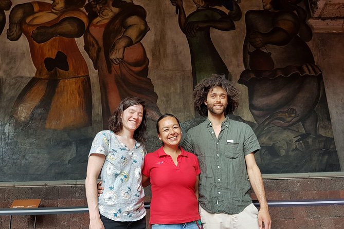 Muralist Art Semi Private Walking Tour in Mexico City Downtown - Stop 2: Palacio de Bellas Artes and 17 murals under one famous roof