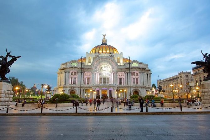 MX CITY Private Tour of the historic center and visit of the ANTHROPOLOGY MUSEUM - Price and value: what $90 includes (and what it avoids)