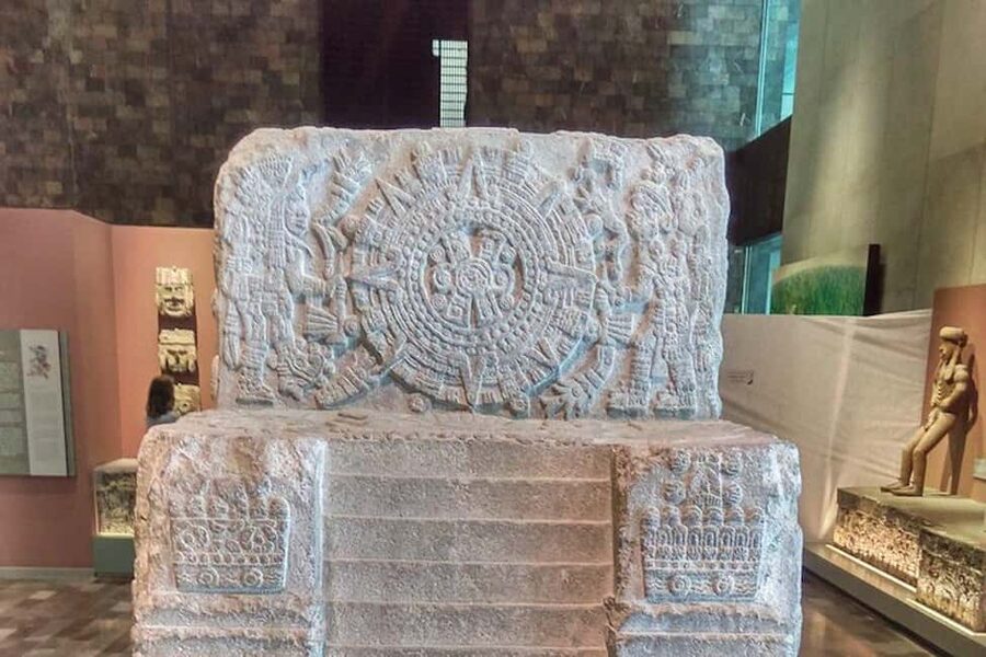 National Museum of Anthropology: a journey into Mexico's past - English lang. - Key moments you’ll remember