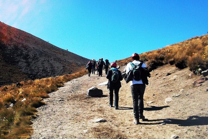Nevado de Toluca (Walk through the lagoons of the Sun and the Moon) - Lunch after the climb: fueling the win, not the regret