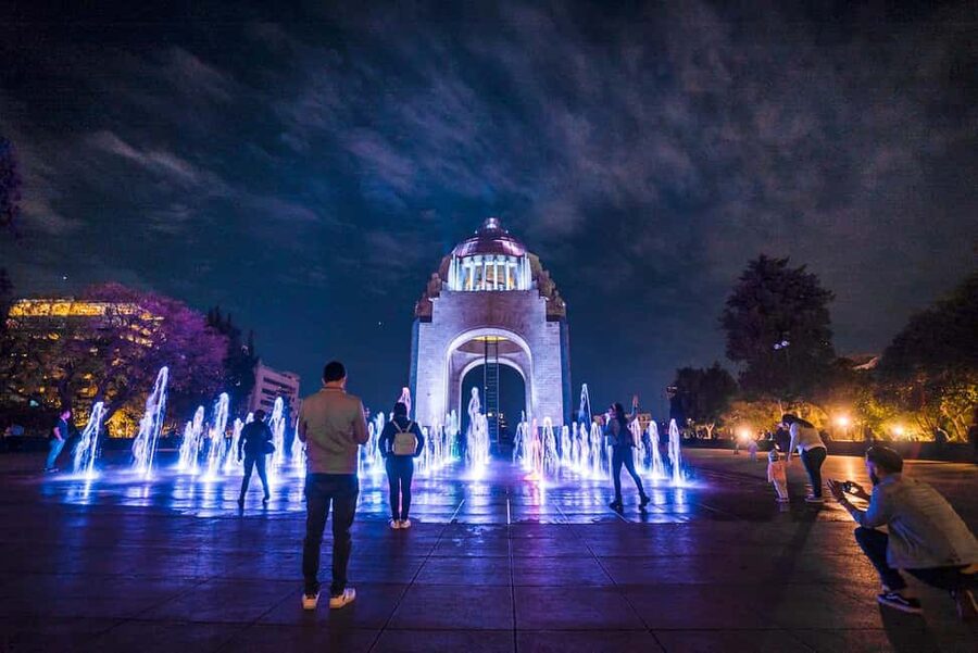 Night Street Food Bike Tour Mexico City - Meeting at Tortas Al Fuego: the easy-to-find landmark