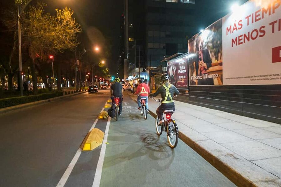 Night Street Food Bike Tour Mexico City - How much value $75 really brings (and why it feels easier than DIY)