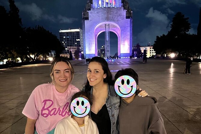 Night tour + tacos in Mexico City fully illuminated! - Bellas Artes to Zócalo: Centro’s Night Glow