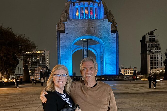 Night tour + tacos in Mexico City fully illuminated! - Museo Soumaya at Night: Modern Architecture for Real Photos