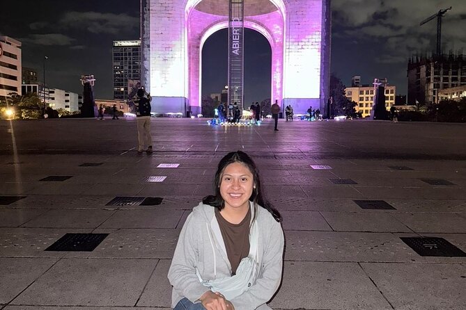 Night tour + tacos in Mexico City fully illuminated! - Private and Safe-Feeling: How the Pacing Really Helps