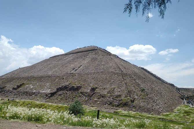 North tour in Mexico City - Basilica de Guadalupe Meets the Archaeology at Tlatelolco