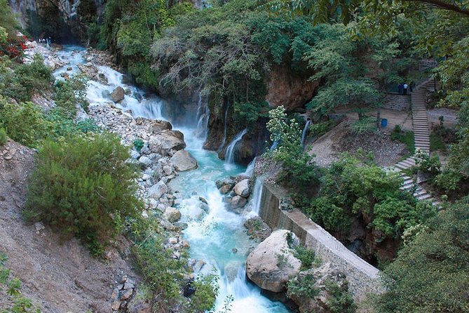 One day tour to the Tolantongo Caves - Water shoes, towels, and the lockers you’ll be glad you knew
