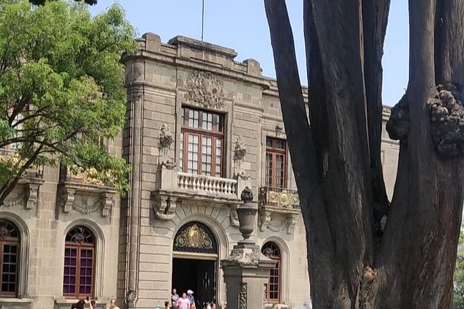 Private and Guided Tour to Chapultepec Castle with Transportation - Price and what you really get for about $148.66 per person