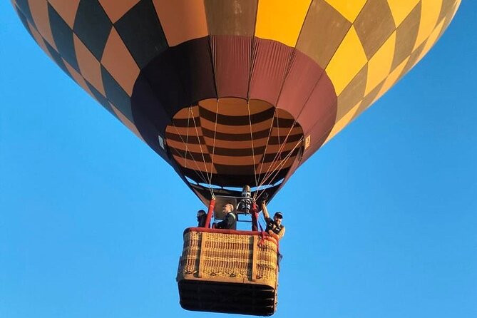 Private Balloon Flight in Teotihuacan with Breakfast in Cavern - The guided Teotihuacán walk: obsidian, maguey, and silver