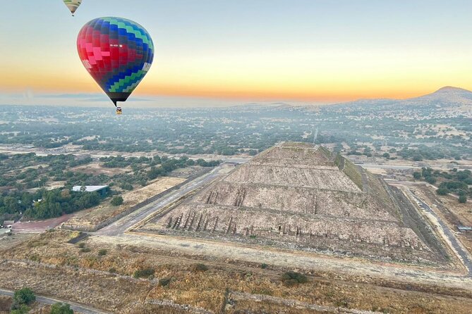 Private Balloon Flight in Teotihuacan with Breakfast in Cavern - Should you book the private sunrise balloon and cave breakfast?