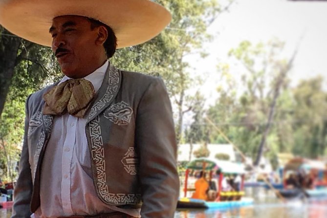 Private City Tour in Frida Kahlo, Coyoacan, and Xochimilco - Your private day schedule: how the 4–6 hours actually feel