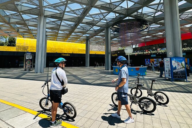 Private Ebike Tour in Chapultepec Forest in CDMX - Riding Chapultepec by e-bike: why it beats walking