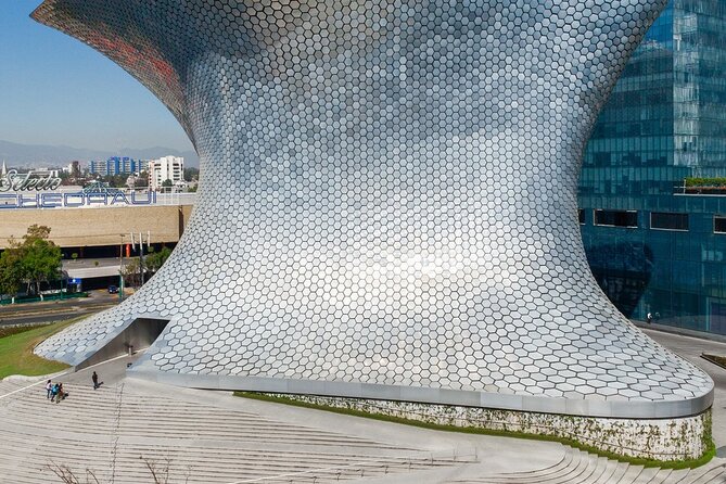 Private Soumaya Museum Tour - Architecture time: when the outside adds to the inside