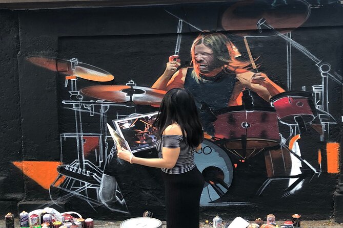 Private Street Art Tour in Rome - What makes this street art approach feel more useful