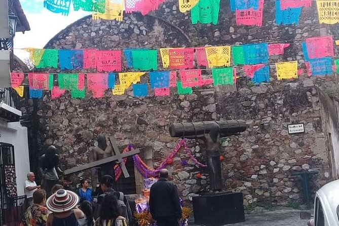 PRIVATE TOUR Colonial Town Taxco and Cuernavaca from CDMX. - Taxco’s Plaza Borda: the silver-town stage set