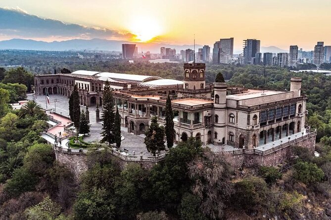 PRIVATE Tour Downtown & Anthropology Museum & Chapultepec Castle - Price and Value: Is $142 Enough for This Much City?