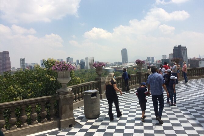 PRIVATE Tour in Chapultepec Castle and Museum of Anthropology - Guide Style: Jorge’s Timeline Storytelling (Great for Structure, Less for Flexibility)