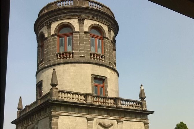 Private Tour Museum of Anthropology and Chapultepec Castle. - Why a private bilingual guide changes the whole day
