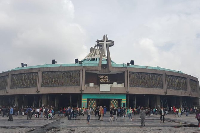 Private Tour of Pyramids of Teotihuacán and Basilica of Guadalupe - Teotihuacán in a tight window: pyramids, Avenue of the Dead, and the big picture