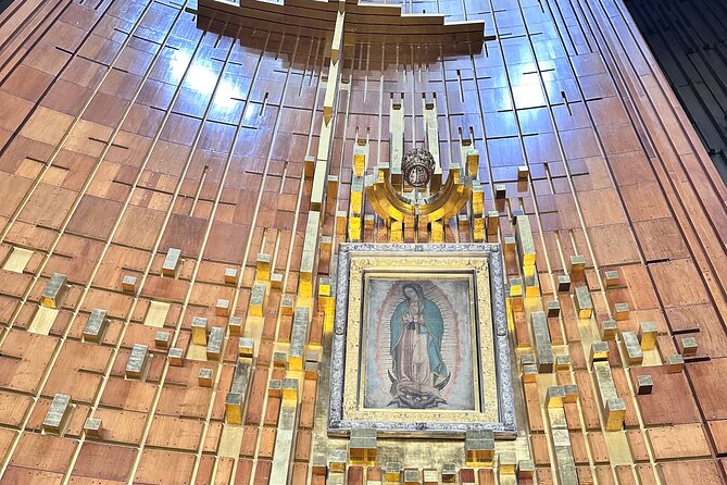 Private tour of the basilica of Guadalupe with Guadalupano museum - Key highlights at a glance