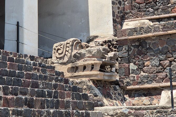 Private Tour Pyramids of Teotihuacán and Guadalupe Basilica up to 4 people - Where to meet and what to expect on timing
