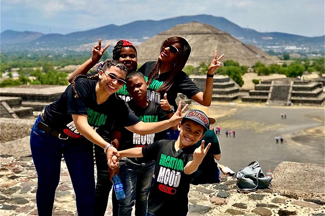 Private Tour: Pyramids of Teotihuacan, Tlatelolco & Basílic of Guadalupe - Lunch at Teotihuacan: what’s included, what isn’t, and how to choose