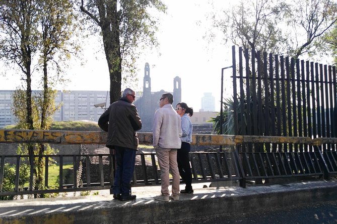 Private tour: Teotihuacan and Centro Historico - Zona Arqueologica Tlatelolco: Tianguis Roots in 30 Minutes