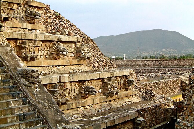 Private Tour Teotihuacan Tequila&quesadilla - Who should book this Teotihuacan tequila and tasting day
