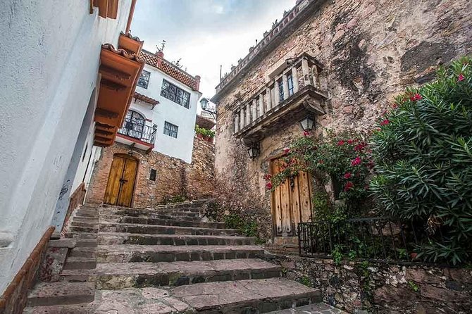 Private Tour: The Colonial Towns of Taxco and Cuernavaca from Mexico City - Cuernavaca’s Plaza de la Constitución: UNESCO sights with breathing room
