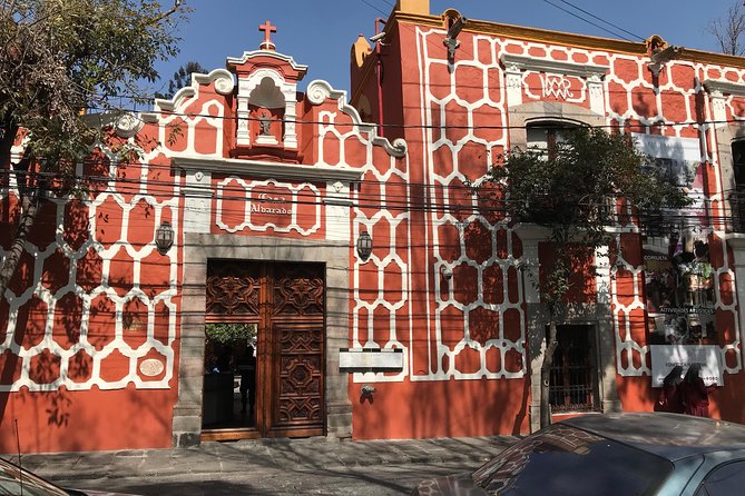 Private Tour to Coyoacán & Xochimilco. - Getting from place to place: air-conditioned comfort plus walking time