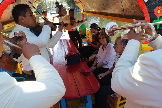 Private Tour: Xochimilco, Coyoacan and Frida Kahlo Museum. - Coyoacán in two hours: crafts, history, gastronomy, and choice