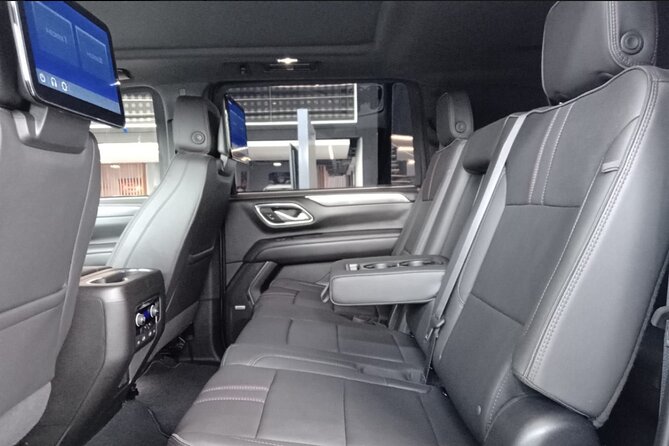 Private Transportation to Mexico City Airport - Finding Your Driver: Name Sign, Motor Lobby, and Mobile Ticket