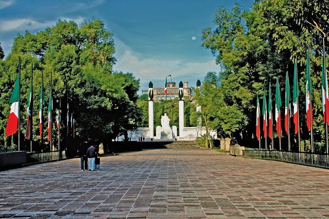 Private Walking Tour Anthropology Museum & Chapultepec Castle - The coffee break: more than a pause, it’s part of the flow