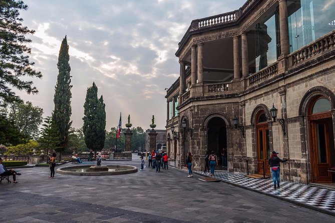 Private Walking Tour Anthropology Museum & Chapultepec Castle - Bosque de Chapultepec: a park walk with pre-Hispanic and older layers