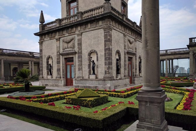 Private Walking Tour Anthropology Museum & Chapultepec Castle - Guides make or break it: what to look for on a private history tour