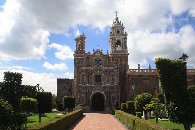 PUEBLA historic colonial center and CHOLULA neighborhood Private day tour - What’s included (and what you’ll need to handle)