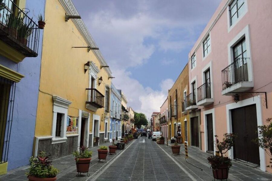 Puebla the Talavera city & Cholula the Greatest Pyramid - Puebla Cathedral: a classic stop with smart walking time