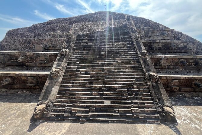 Pyramids of Teotihuacan and Basilica of Guadalupe / Small Groups - Key Highlights I’d Prioritize