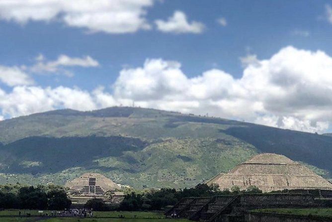 Pyramids of Teotihuacan Private Tour - Zona Arqueologica De Teotihuacan: what you get with private time