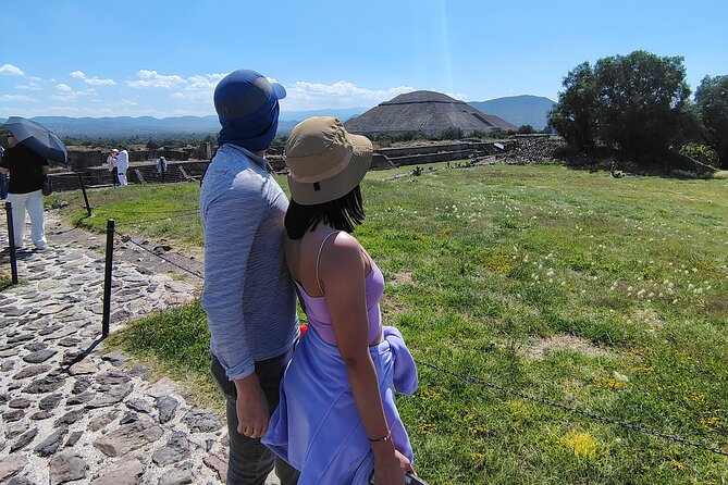 Pyramids of Teotihuacan without traps for tourists morning or afternoon - Who should book this Teotihuacan-focused tour