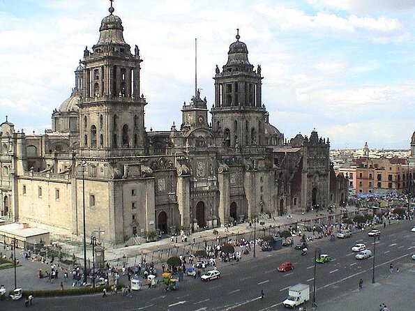 Ride Mexico City Historic Center, highlights w/ taco stop - Key things you should know before you ride