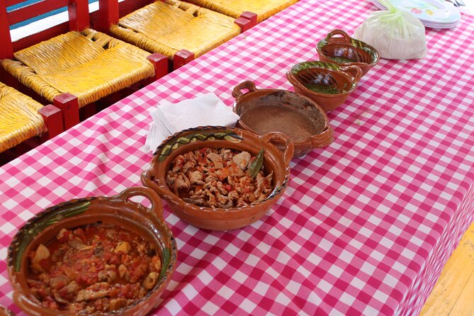Riding Boats +Warm Mex Food+ Frida Kahlo's neighborhood (private) - Pickup, transfers, and the timing reality check