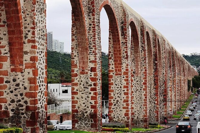 San Miguel de Allende & Queretaro Tour from Mexico City - Small-Group vs Private Tour: Choose Your Style