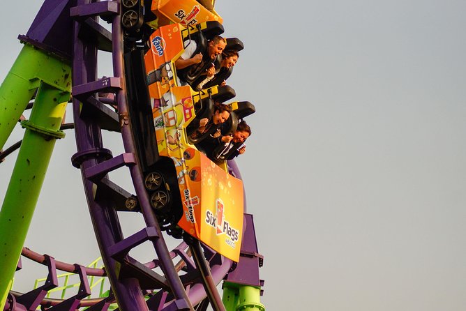 Six Flags Mexico City: Ticket + Hassle-Free Transfers - What to do about food, shops, and photo stuff