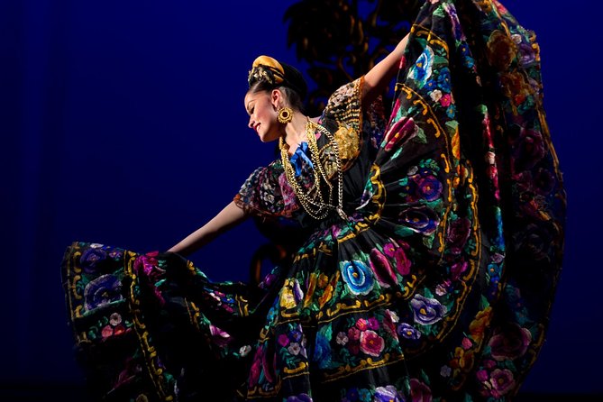 Small Group: Discover the Folkloric Ballet of Mexico - Who Should Book This Folkloric Ballet Night