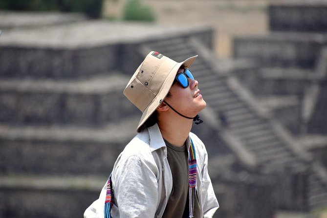 Small Group: Teotihuacan Pyramids and Shrine of Guadalupe with Lunch - A full day of Teotihuacan and Guadalupe without the hassle