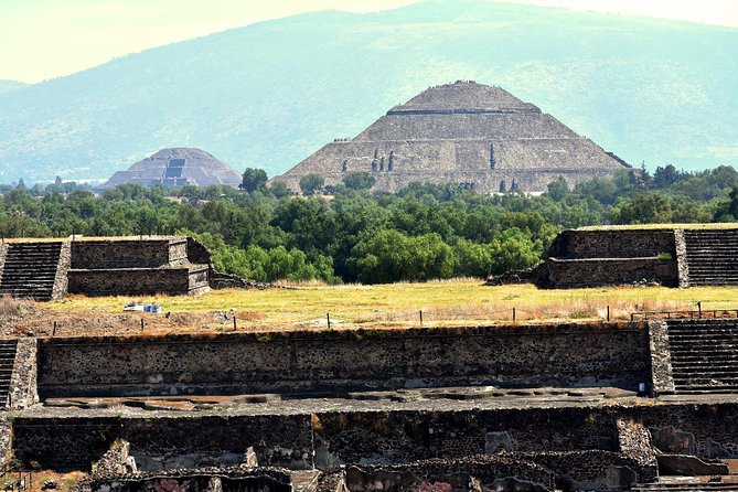 Small Group: Teotihuacan Pyramids and Shrine of Guadalupe with Lunch - Price and value: is $121.05 a fair deal?